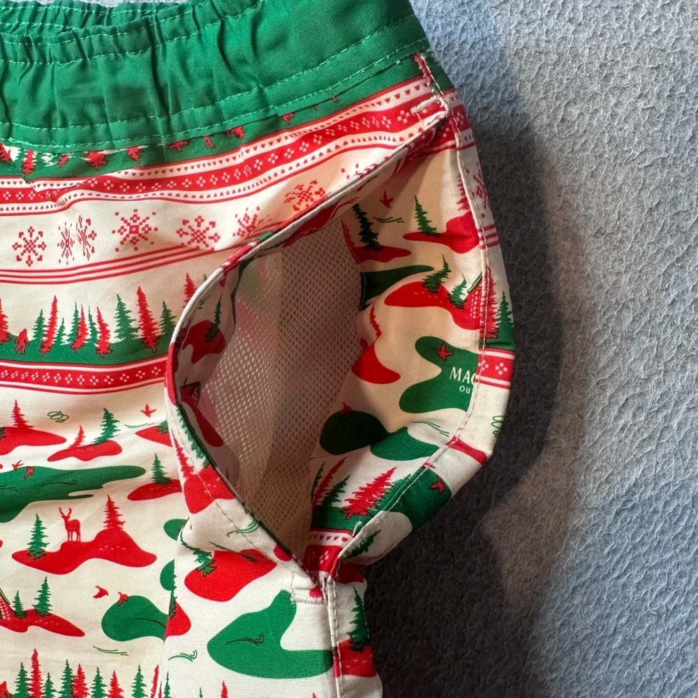 Magellan Shorts Mens‎ M Red Fish Gear Holiday Cabin Pine Tree Water Repellent
